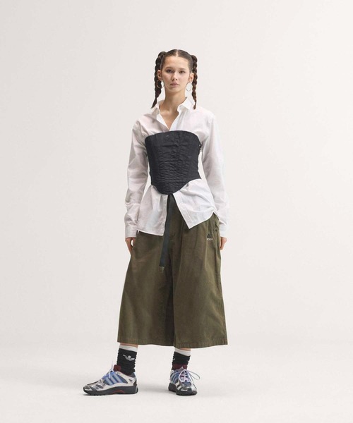 adidas（アディダス）の「アディスター MLD / ADISTAR MLD / アディダスオリジナルス adidas Originals（スニーカー・レディース・シルバー・25.0cm/29.0cm/28.0cm/28.5cm/27.5cm/25.5cm/26.0cm/26.5cm/27.0cm/22.0cm/22.5cm/23.0cm/23.5cm/24.5cm/24.0cm）」の16枚目の写真