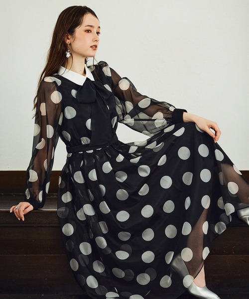 Audie a Muses（オーディアミューズ）の「クラシカルドットプリントワンピース（ワンピース・レディース・ブラック・38/40/42）」の20枚目の写真