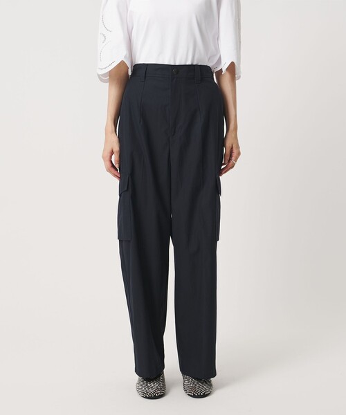 UNITED ARROWS(ユナイテッドアローズ)の「ポケット ワイドパンツ(その他パンツ・レディース・オリーブ/オフホワイト/ネイビー・36/38/34)」の13枚目の写真