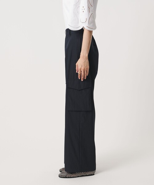 UNITED ARROWS(ユナイテッドアローズ)の「ポケット ワイドパンツ(その他パンツ・レディース・オリーブ/オフホワイト/ネイビー・36/38/34)」の14枚目の写真