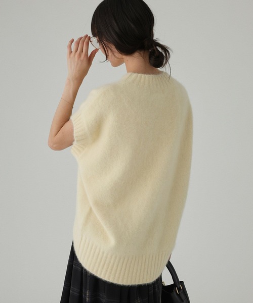 BABYLONE(バビロン)の「FOXカシミヤヘムベスト(ニット/セーター・レディース・ダークネイビー/レモンイエロー/ライトグリーン・フリー)」の14枚目の写真