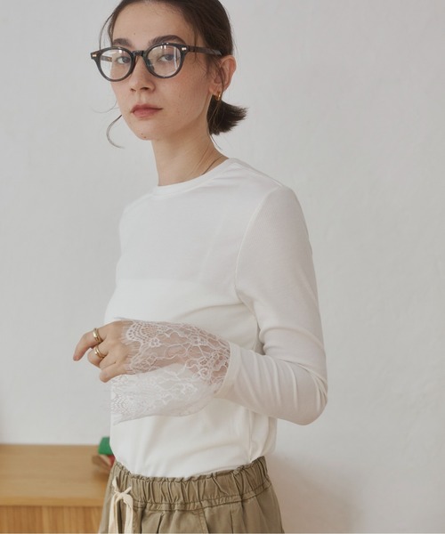 ANGIE(アンジー)の「袖レース 切替 リブ ロングスリーブ カットソー / 秋服(Tシャツ/カットソー・レディース・ブラウン/ブラック/ホワイト・FREE)」の8枚目の写真