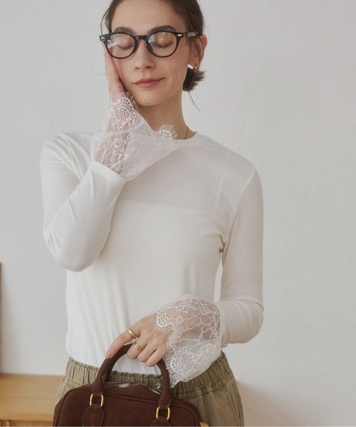 ANGIE(アンジー)の「袖レース 切替 リブ ロングスリーブ カットソー / 秋服(Tシャツ/カットソー・レディース・ブラウン/ブラック/ホワイト・FREE)」の10枚目の写真