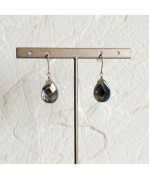 tone(トーン)の「【mastea】14KGF/アバロンシェルしずくピアス(MA)(ピアス(両耳用)・レディース・A・FREE)」の3枚目の写真
