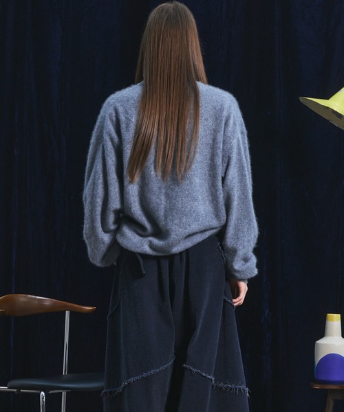 MAISON SPECIAL（メゾンスペシャル）の「《UNISEX》スーパー140エクストラファインメリノウールプライムオーバークルーネックニットセーター/Super140 Extra Fine Merino Wool Prime-Over Crew Neck Knit Tops【MAISON SPECIAL/メゾンスペシャル】（ニット/セーター・メンズ・パープル/グレー/ブラック/ライトグリーン・0/1/2）」の11枚目の写真
