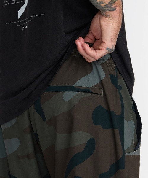 RVCA(ルーカ)の「RVCA メンズ YOGGER II PANT ロングパンツ 【2026年秋冬モデル】/ルーカナイロンジョガーパンツ(その他パンツ・メンズ・カモフラージュ/ブラック・X-LARGE/LARGE/MEDIUM/SMALL)」の7枚目の写真