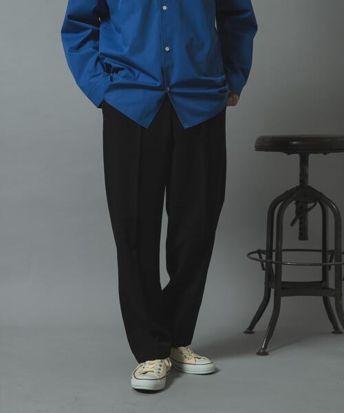 ITEMS URBANRESEARCH(アイテムズ アーバンリサーチ)の「『Sサイズあり/イージーケア/UVカット/セットアップ対応』EVERY DAY TRテーパードスラックス(その他パンツ・メンズ・ダークグレー/ブラック/ベージュ系その他/ネイビー・SMALL/MEDIUM/LARGE)」の22枚目の写真