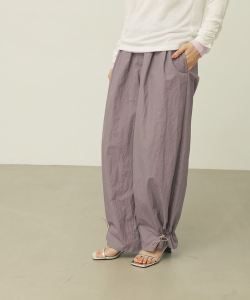 BAYFLOW（ベイフロー）の「パラシュートパンツ（その他パンツ・レディース・パープル/ダークブラウン/グレイッシュベージュ・FREE）」の16枚目の写真