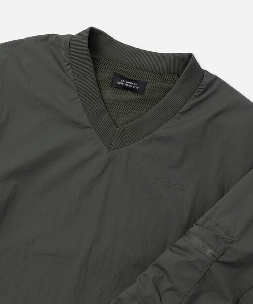 Saturdays Golf(サタデーズゴルフ)の「Crispy Nylon Switch Snead Jacket(ブルゾン・メンズ・ネイビー・M/XL/L)」の6枚目の写真