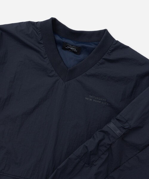 Saturdays Golf(サタデーズゴルフ)の「Crispy Nylon Switch Snead Jacket(ブルゾン・メンズ・ネイビー・M/XL/L)」の5枚目の写真