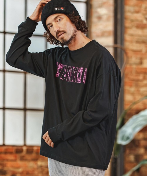 felkod(フィルコッド)の「mlt5861- Bandana Barcode Print Long Sleeve Tee ロングスリーブTシャツ(F26F200)(Tシャツ/カットソー・メンズ・ブラック×ピンク/ブラック×ホワイト/ホワイト・L/M/S/XL)」の3枚目の写真