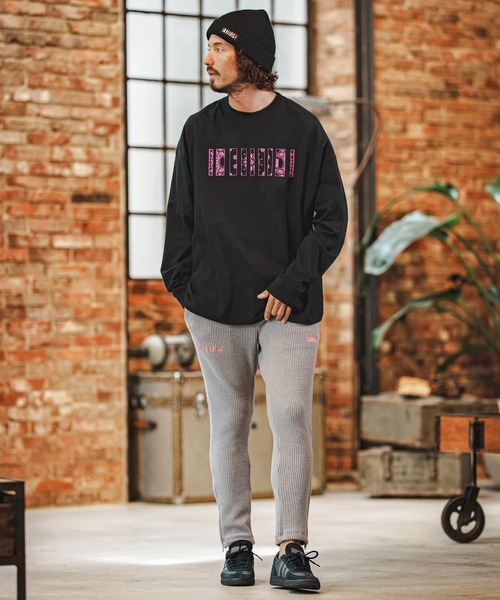 felkod(フィルコッド)の「mlt5861- Bandana Barcode Print Long Sleeve Tee ロングスリーブTシャツ(F26F200)(Tシャツ/カットソー・メンズ・ブラック×ピンク/ブラック×ホワイト/ホワイト・L/M/S/XL)」の5枚目の写真