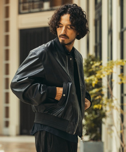 AKM Contemporary(エイケイエムコンテンポラリー)の「AKM Contemporary(エイケイエムコンテンポラリー)シープレザーMA-1(MA-1・メンズ・ブラック・XL/S/M/L)」の2枚目の写真