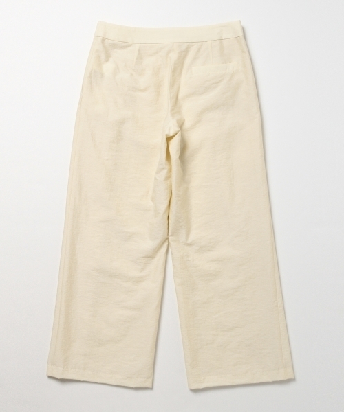 Demi-Luxe BEAMS（デミルクス ビームス）の「【VERY6月号掲載】Demi-Luxe BEAMS / クロップド タックワイドパンツ（その他パンツ・レディース・オフホワイト/ブラック・38/36）」の14枚目の写真