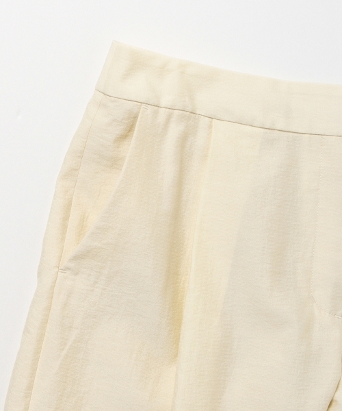 Demi-Luxe BEAMS（デミルクス ビームス）の「【VERY6月号掲載】Demi-Luxe BEAMS / クロップド タックワイドパンツ（その他パンツ・レディース・オフホワイト/ブラック・38/36）」の9枚目の写真