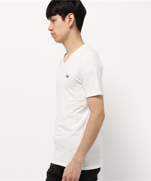 VENCEEXCHANGE（ヴァンスエクスチェンジ）の「カットサッカーワンポイント刺繍Tシャツ（Tシャツ/カットソー・メンズ・ダークネイビー/オフホワイト/ネイビー・LARGE/MEDIUM）」の4枚目の写真