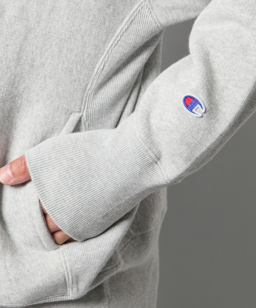 Champion(チャンピオン)の「Champion / チャンピオン × AMERICAN RAG CIE 別注 リバースウィーブ スウェットシャツ C8-L019(スウェット・メンズ・ダークネイビー/グレー/ブラック/オフホワイト/バーガンディー・LARGE/MEDIUM/SMALL)」の8枚目の写真