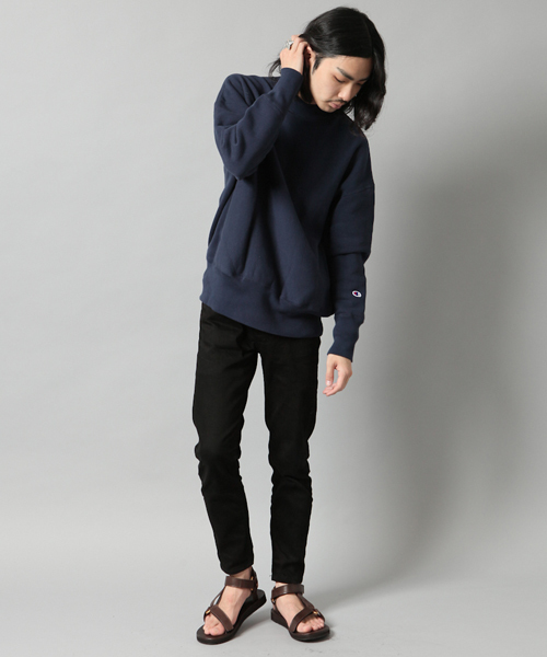 Champion(チャンピオン)の「Champion / チャンピオン × AMERICAN RAG CIE 別注 リバースウィーブ スウェットシャツ C8-L019(スウェット・メンズ・ダークネイビー/グレー/ブラック/オフホワイト/バーガンディー・LARGE/MEDIUM/SMALL)」の19枚目の写真