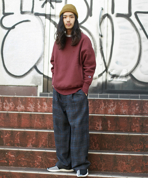 Champion(チャンピオン)の「Champion / チャンピオン × AMERICAN RAG CIE 別注 リバースウィーブ スウェットシャツ C8-L019(スウェット・メンズ・ダークネイビー/グレー/ブラック/オフホワイト/バーガンディー・LARGE/MEDIUM/SMALL)」の22枚目の写真