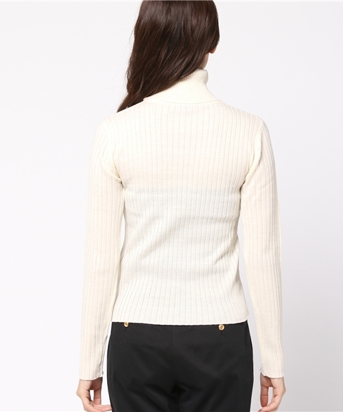 PUNYUS（プニュズ）の「リブタートルニット（ニット/セーター・レディース・ワイン/ブラック/オフホワイト/ネイビー・2/3/4/1）」の7枚目の写真