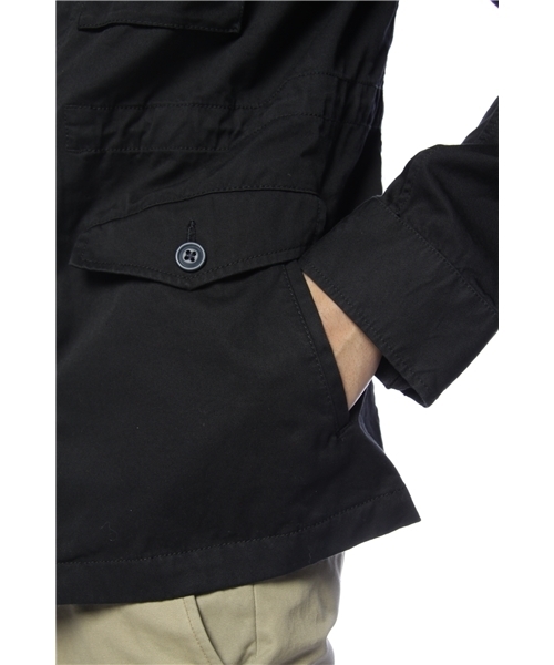 green label relaxing（グリーンレーベルリラクシング）の「M-65 HOODED ブルゾン（ミリタリージャケット・メンズ・オリーブ/ネイビー・SMALL/MEDIUM/LARGE/X-LARGE）」の7枚目の写真