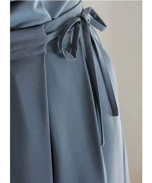 STYLE DELI(スタイルデリ)の「【STYLE DELI DRESS】クロップドラップパンツ(その他パンツ・レディース・ブルー/ブラック・MEDIUM/SMALL)」の15枚目の写真