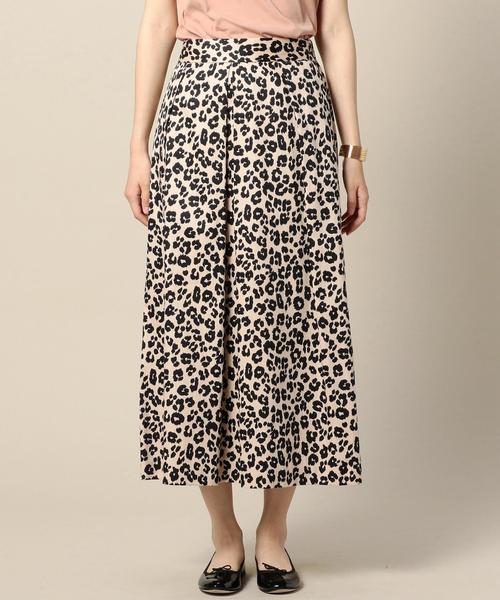 BEAUTY&YOUTH UNITED ARROWS(ビューティーアンドユースユナイテッドアローズ)の「BY レオパードタックフレアスカート ◆(スカート・レディース・ベージュ・FREE)」の3枚目の写真