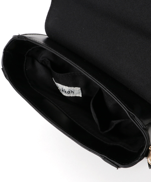 WEGO(ウィゴー)の「WEGO/ビッグポンポン付きショルダーバッグ(ショルダーバッグ・レディース・ブラウン/ブラック/レッド・FREE)」の7枚目の写真