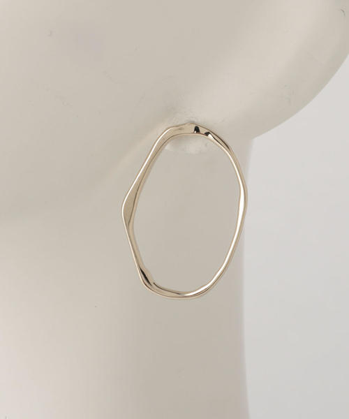 BEAUTY&YOUTH UNITED ARROWS（ビューティーアンドユースユナイテッドアローズ）の「BY∴ ヘンケイオーバル ピアス о（ピアス（両耳用）・レディース・ゴールド/シルバー・FREE）」の7枚目の写真