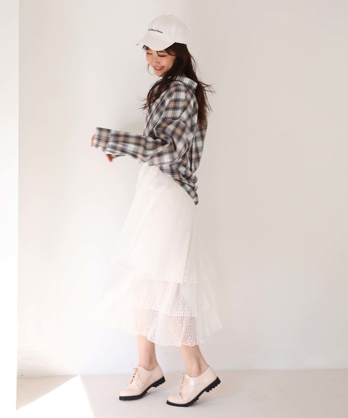 one after another NICE CLAUP(ワンアフターアナザーナイスクラップ)の「ドットチュールスカート(スカート・レディース・オフホワイト/ブラック/ベージュ・FREE)」の11枚目の写真