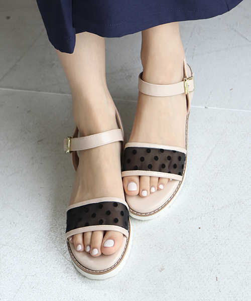 値下げ！familiar ホワイト ストラップサンダル 21センチ familiar