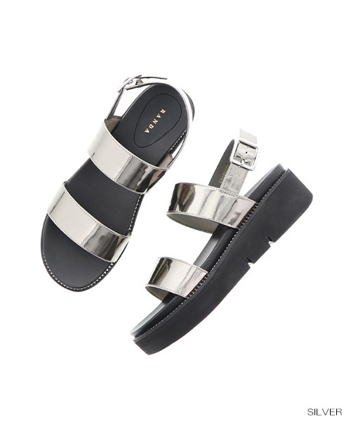 RANDA(ランダ)の「メタリックフットベッドサンダル(サンダル・レディース・シルバー/ゴールド/ピンクゴールド・LL/S/M/L)」の4枚目の写真