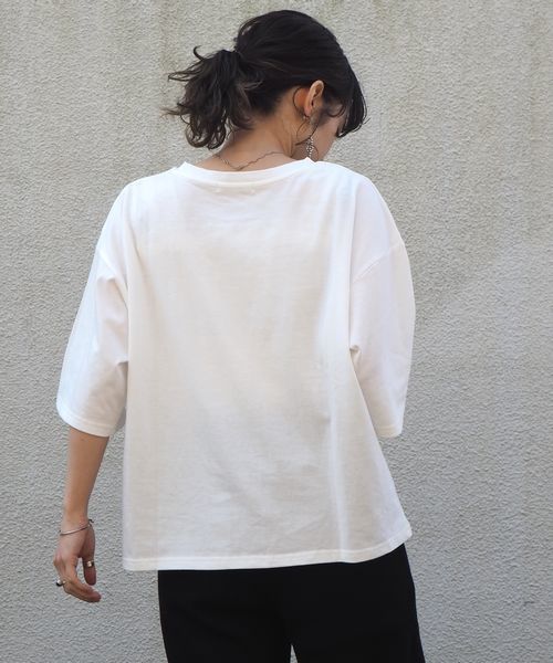 tiptop(ティップトップ)の「風景フォトプリントTシャツ(Tシャツ/カットソー・レディース・オフホワイト/ブラック/ベージュ・FREE)」の6枚目の写真