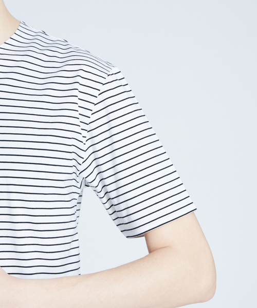 ABAHOUSE(アバハウス)の「キーネック圧着Tシャツ(Tシャツ/カットソー・メンズ・ブラック/ネイビー/オフホワイト/ホワイト系その他・44/46/48)」の9枚目の写真