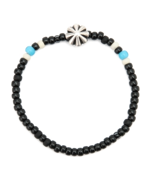 BEAMS（ビームス）の「ROSETTA PRAYER×BEAMS / 別注 コンチョ ブレスレット（ブレスレット・メンズ・インディゴブルー/その他1/レッド/ライトブルー/ブラック/オフホワイト・ONE SIZE）」の9枚目の写真