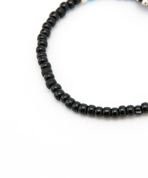 BEAMS（ビームス）の「ROSETTA PRAYER×BEAMS / 別注 コンチョ ブレスレット（ブレスレット・メンズ・インディゴブルー/その他1/レッド/ライトブルー/ブラック/オフホワイト・ONE SIZE）」の7枚目の写真