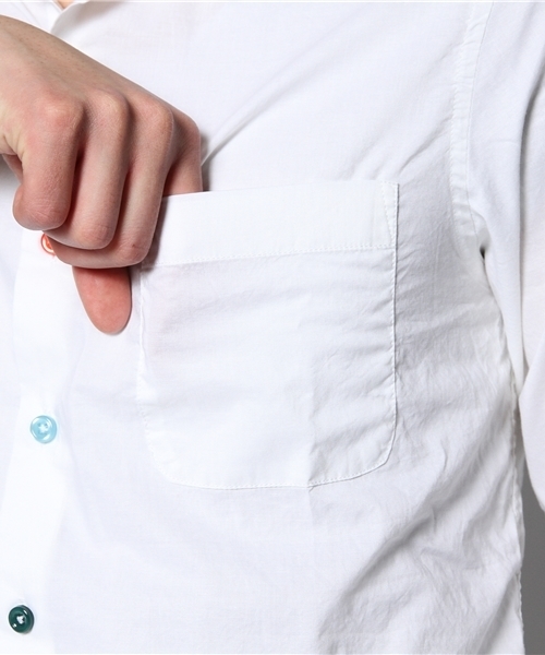 WEGO（ウィゴー）の「WEGO/カラフルボタン7分袖シャツ（シャツ/ブラウス・メンズ・ホワイト・MEDIUM/SMALL/LARGE）」の3枚目の写真