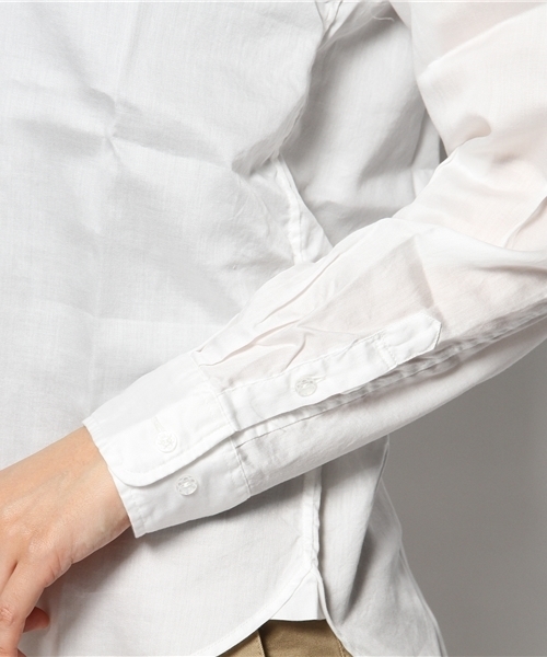 BEAMS BOY（ビームスボーイ）の「BEAMS BOY / チビ ラウンドカラー バックボタン ブラウス（シャツ/ブラウス・レディース・ホワイト・ONE SIZE）」の2枚目の写真