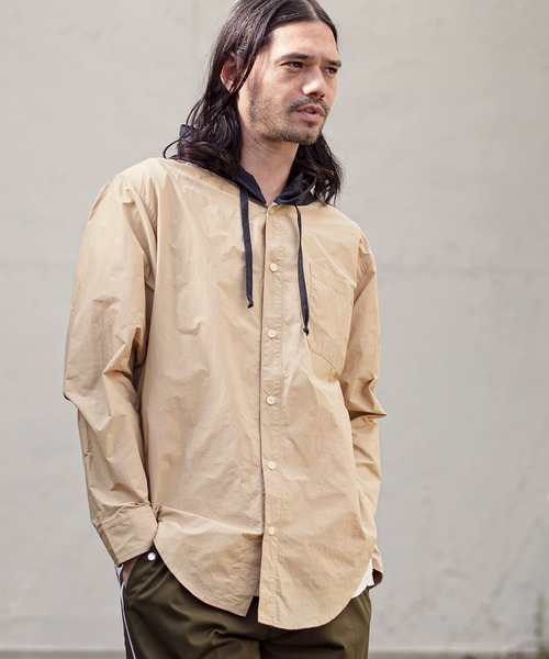 CAMBIO(カンビオ)の「ms4314-Right Hooded Shirt シャツパーカー(シャツ/ブラウス・メンズ・ベージュ/オリーブ/サックスブルー・S/M/L)」の1枚目の写真