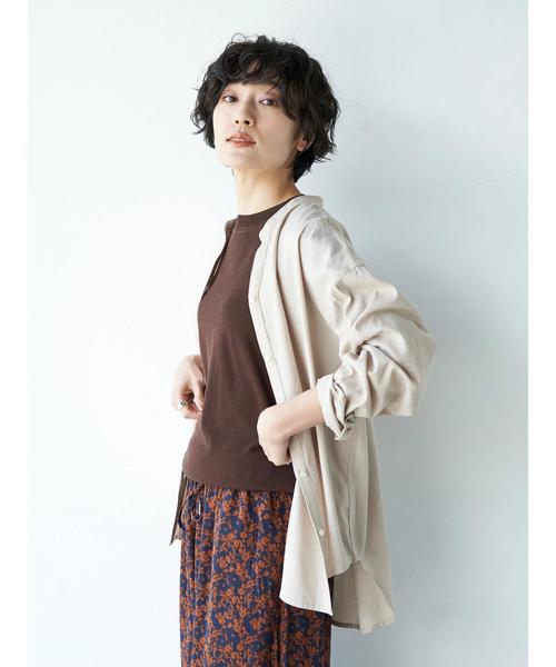 AMERICAN HOLIC(アメリカンホリック)の「スキッパースタンドカラーシャツ *(シャツ/ブラウス・レディース・ホワイト系その他6/ブルー系その他4/オフホワイト/ベージュ・M/L)」の20枚目の写真