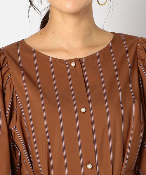 NOLLEY’S（ノーリーズ）の「共布リボン付パール釦シャツワンピース（シャツワンピース・レディース・ブラウン系その他3/ネイビー・38/36）」の7枚目の写真