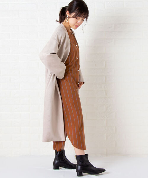 NOLLEY’S（ノーリーズ）の「共布リボン付パール釦シャツワンピース（シャツワンピース・レディース・ブラウン系その他3/ネイビー・38/36）」の19枚目の写真