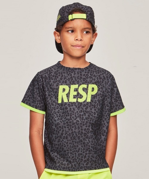 RE/SP（アールイーエスピー）の「RE/SP Leopard Layer Tee / アールイーエスピー レオパード レイヤー Tシャツ（Tシャツ/カットソー・キッズ・ブラック/カーキ・1/2/4/3）」の2枚目の写真