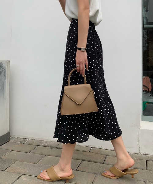 ABITOKYO（アビトーキョー）の「ドット柄＆無地　フレアロングスカート（スカート・レディース・ホワイト/ブラック/ブルー/ベージュ/ブラック系その他・M/L/S）」の21枚目の写真