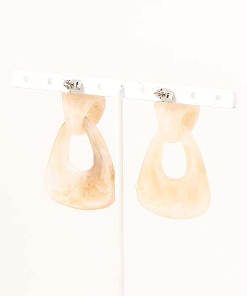 AZUL by moussy（アズールバイマウジー）の「LIGHT COLOR MARBLE EARRINGS/ライトカラーマーブルイヤリング（ピアス（両耳用）・レディース・ライム/ベージュ系その他・FREE）」の3枚目の写真