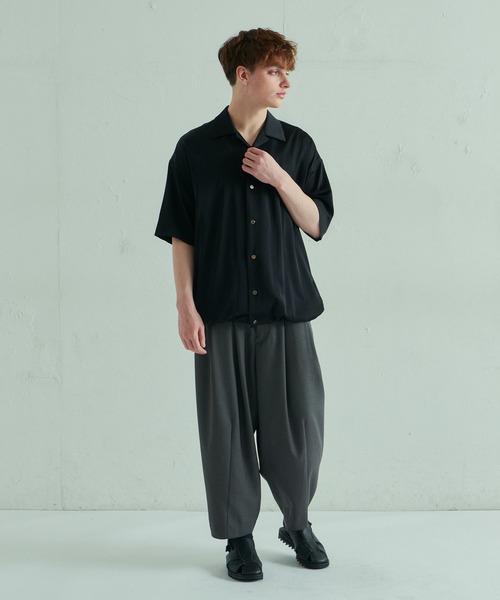 Lui's（ルイス）の「サテンドロストブルゾン（シャツ/ブラウス・メンズ・グリーン/オフホワイト/ブラック・FREE）」の8枚目の写真