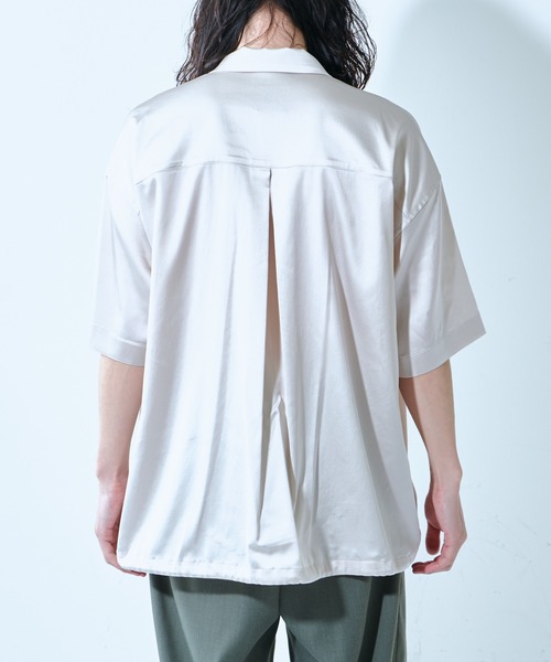 Lui's（ルイス）の「サテンドロストブルゾン（シャツ/ブラウス・メンズ・グリーン/オフホワイト/ブラック・FREE）」の12枚目の写真