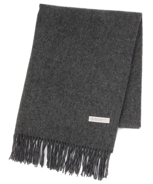 BEAUTY&YOUTH UNITED ARROWS(ビューティーアンドユースユナイテッドアローズ)の「BYBC ソリッドカラーストール 70x180 ◆(ストール/ショール・レディース・ブラック/ライトグレー/ダークグレー/ベージュ/ワインレッド・フリー)」の4枚目の写真