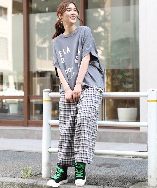 チチカカ（チチカカ）の「サイドゴア撥水スニーカー（スニーカー・レディース・ブラック/レッド/カーキ・MEDIUM/LARGE）」の16枚目の写真