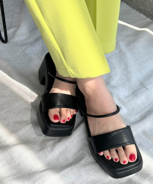 moment+(モーメントプラス)の「コードストラップバルキーヒールサンダル(サンダル・レディース・オレンジ/オフホワイト/ブラック/イエロー/ベージュ/アイボリー/グリーン・L/M/S/XS/LL)」の14枚目の写真